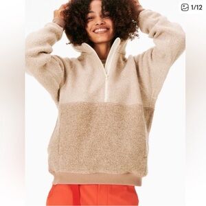 Outdoor Voices Mega Fleece 1/2 Zip Size M